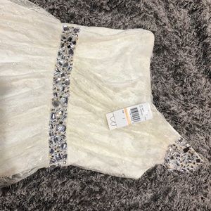 Speechless, Formal Dress.